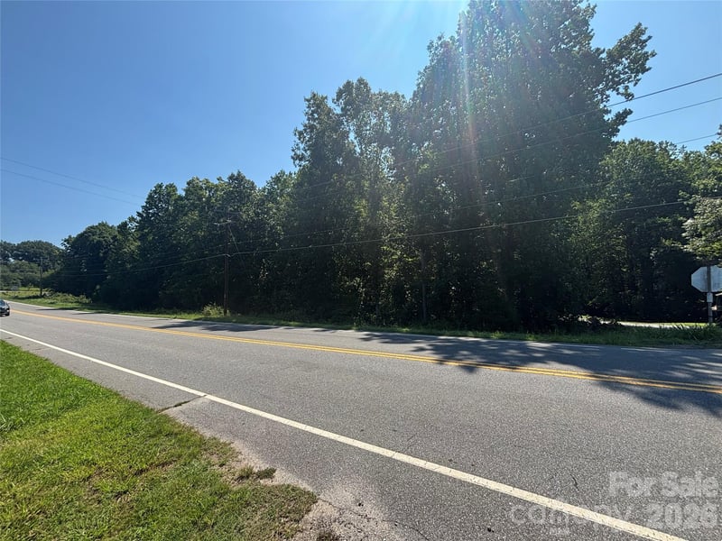 4500 Nc 16 Hw, Conover, NC 28613