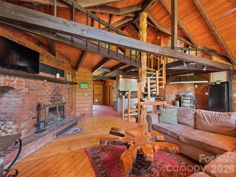 770 Shelton Cove Rd, Waynesville, NC 28785