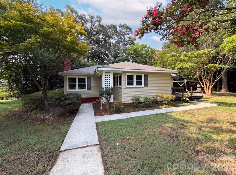 1200 Little Rock Rd, Charlotte, NC 28214