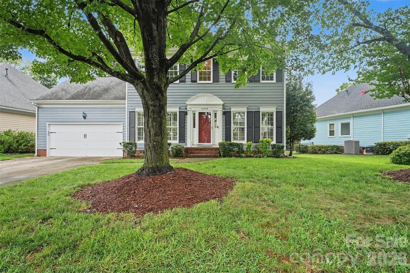 21315 Harken Dr, Cornelius, NC 28031
