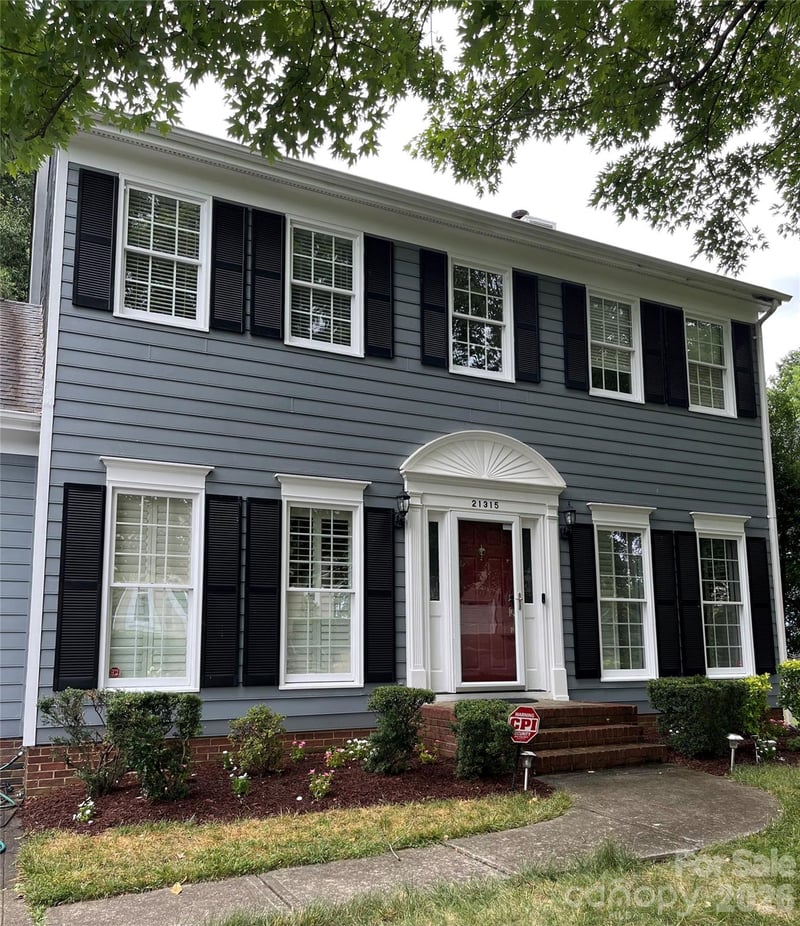 21315 Harken Dr, Cornelius, NC 28031