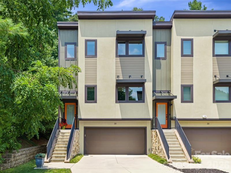 35 Macallan Ln, Asheville, NC 28805