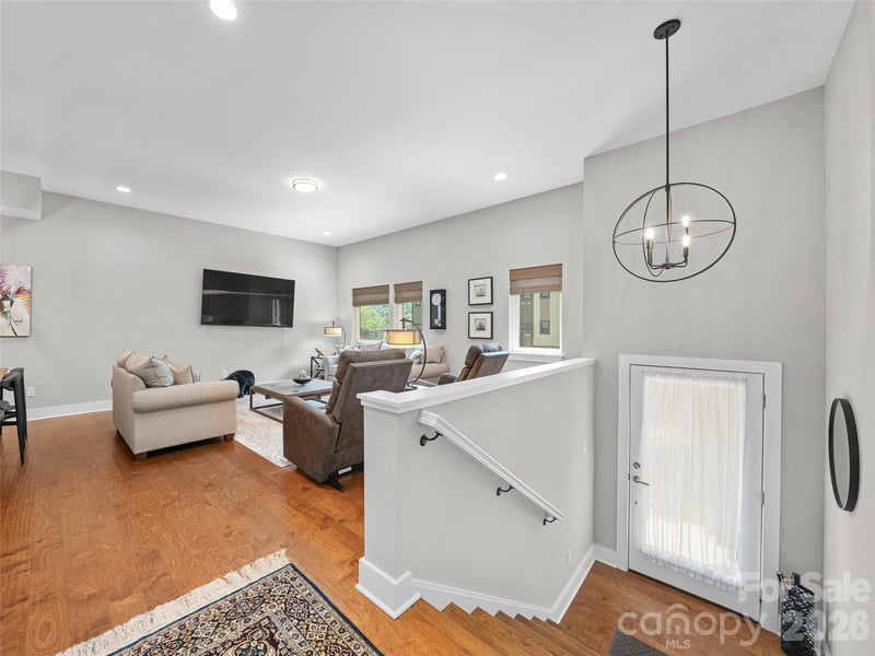 35 Macallan Ln, Asheville, NC 28805