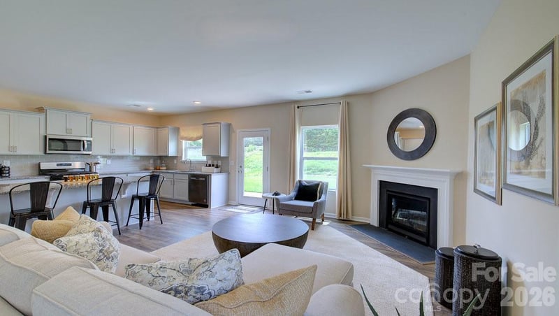 210 Hyder Ridge Rd, Asheville, NC 28804