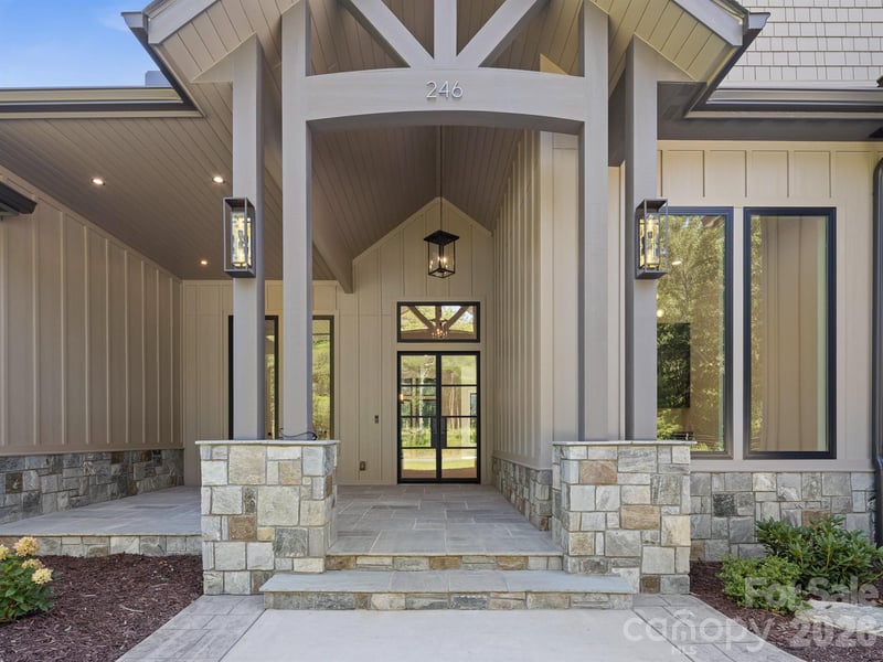 246 Turkey Ridge Rd, Fletcher, NC 28732