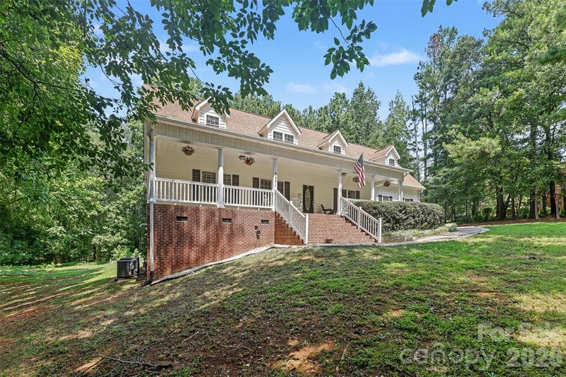 8401 Shelley Mullis Rd, Fort Mill, SC 29707