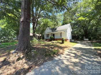 650 Harris St, Concord, NC 28025