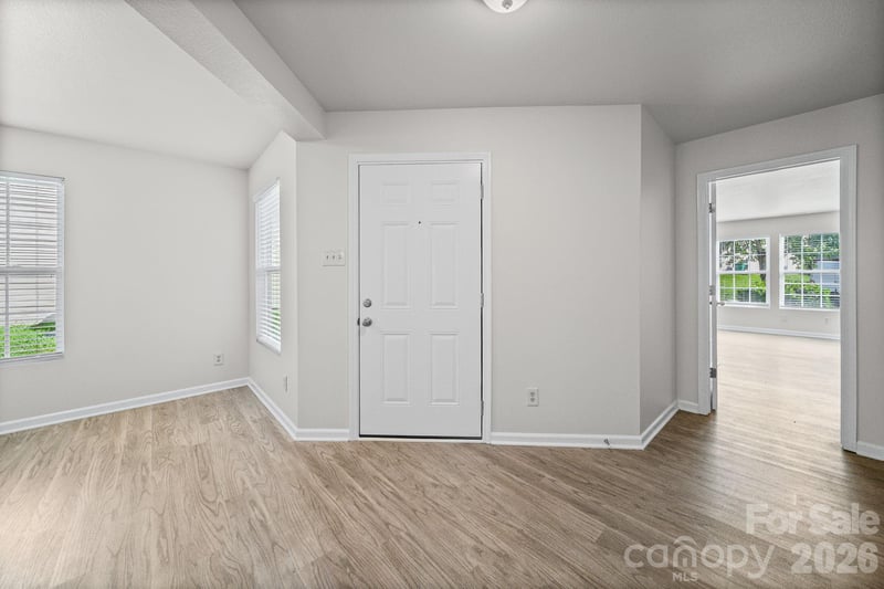 1604 Bray Dr, Charlotte, NC 28214