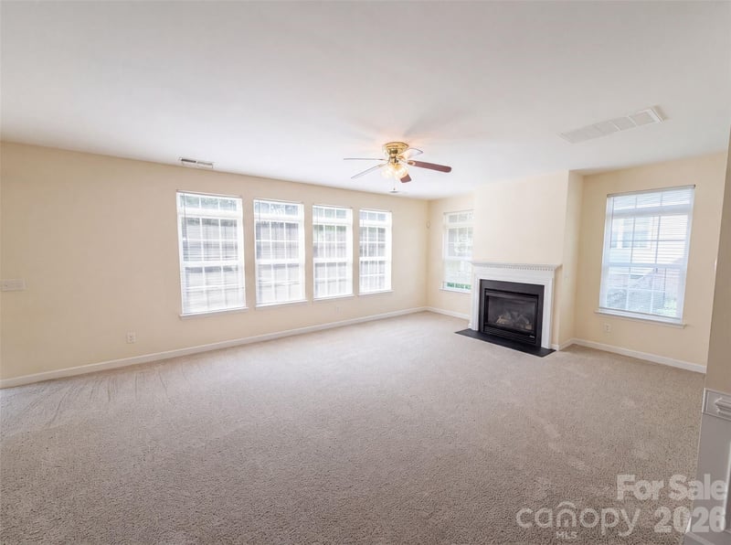 1139 Donelea Ln, Concord, NC 28027