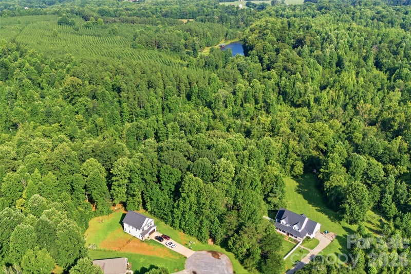 112 Homewood Ln, Statesville, NC 28625