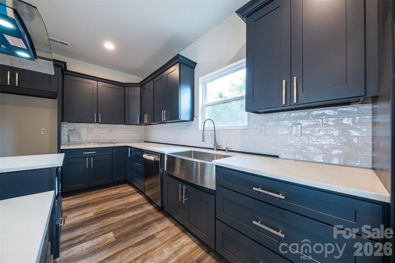 317 Old Airport Rd #33, Statesville, NC 28677