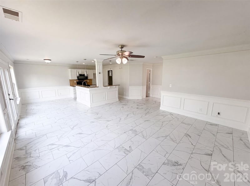 5732 Wallace Cabin Dr, Charlotte, NC 28212