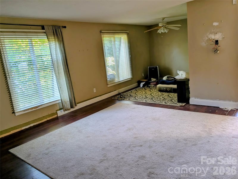 75 Jolly Ln #D4, Hendersonville, NC 28739