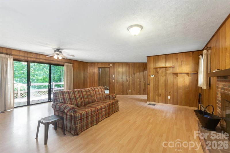 188 Woodfern Dr #11, Maggie Valley, NC 28751