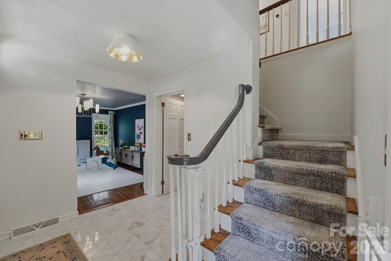 3901 Severn Ave, Charlotte, NC 28210