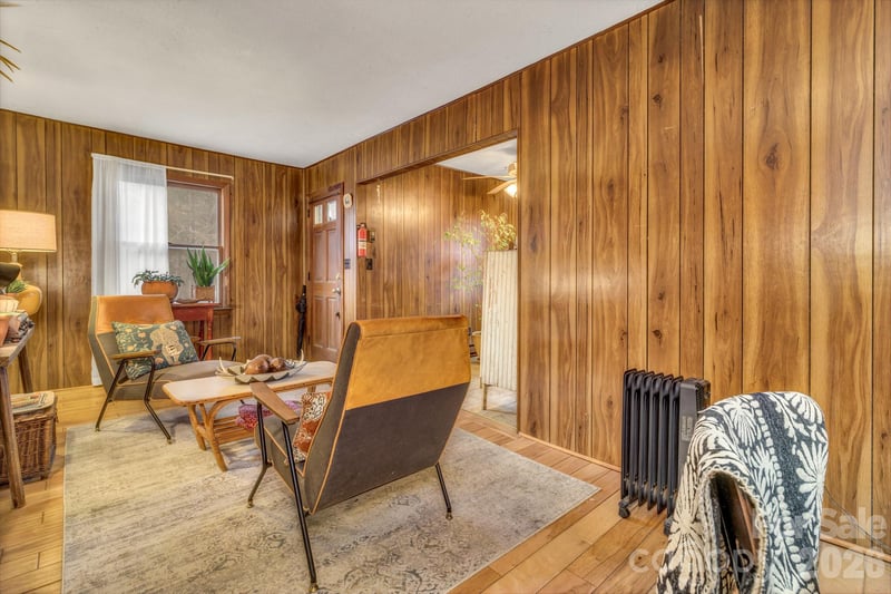 108 Hidden Pond Ln, Asheville, NC 28804