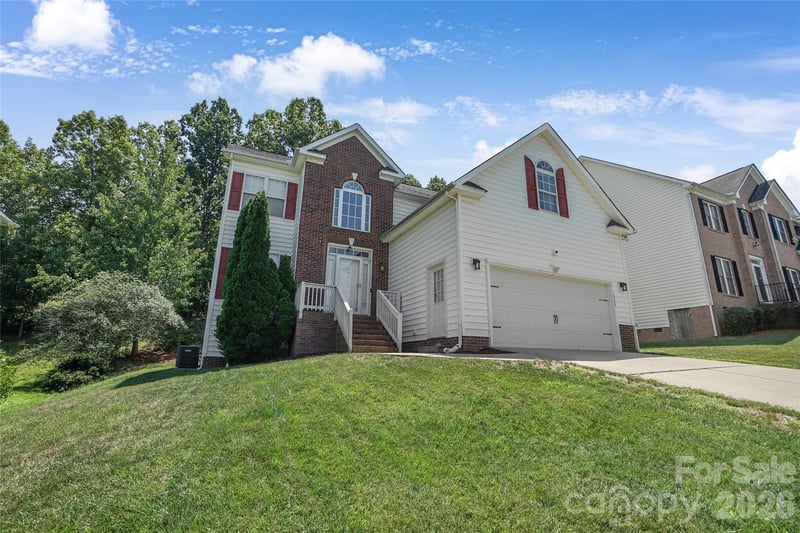 10706 Hellebore Rd, Charlotte, NC 28213