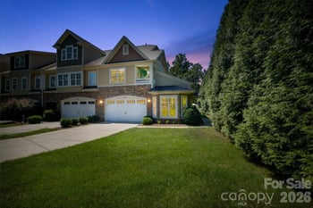 4004 La Crema Dr, Charlotte, NC 28214