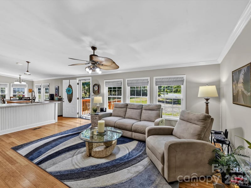4486 Graybirch Dr, Maiden, NC 28650
