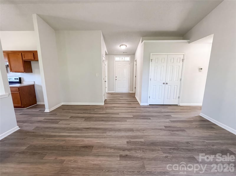 121 Brookstone Dr, Mount Holly, NC 28120