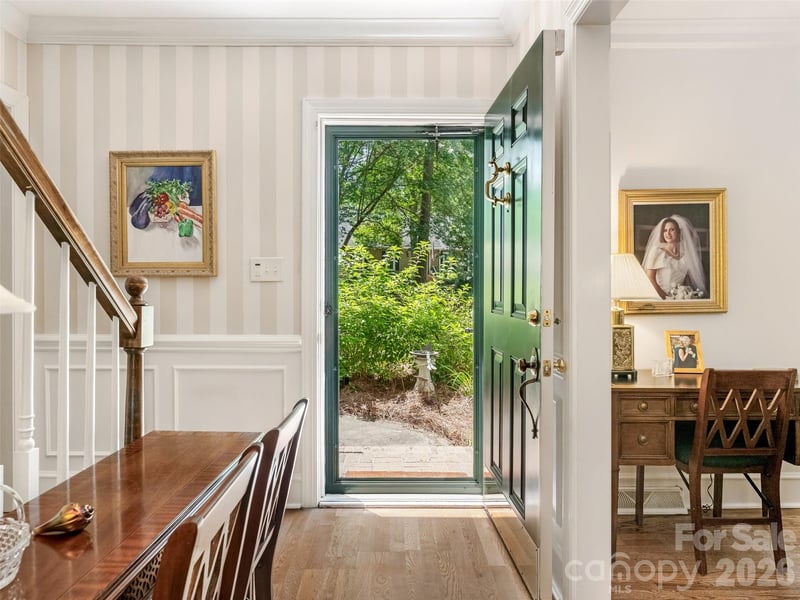 245 Medearis Dr, Charlotte, NC 28211