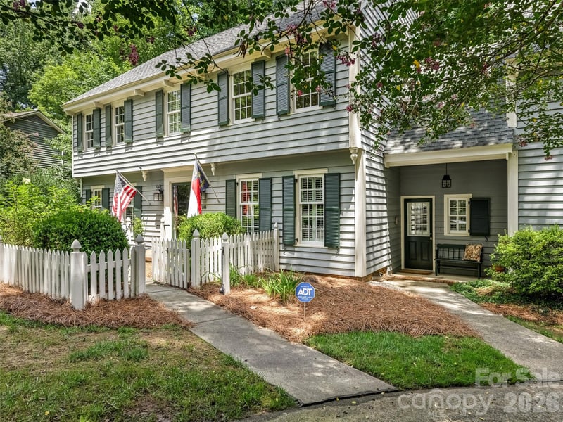 245 Medearis Dr, Charlotte, NC 28211