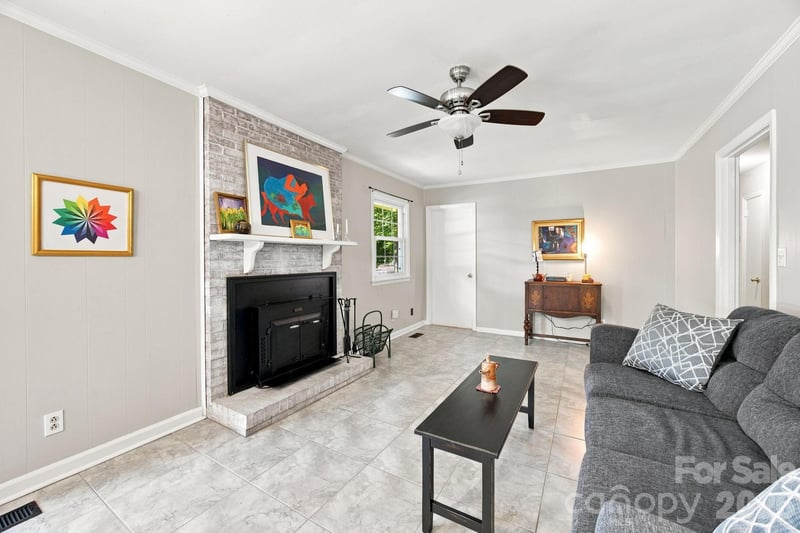 13128 Blacksmith Ct, Matthews, NC 28105