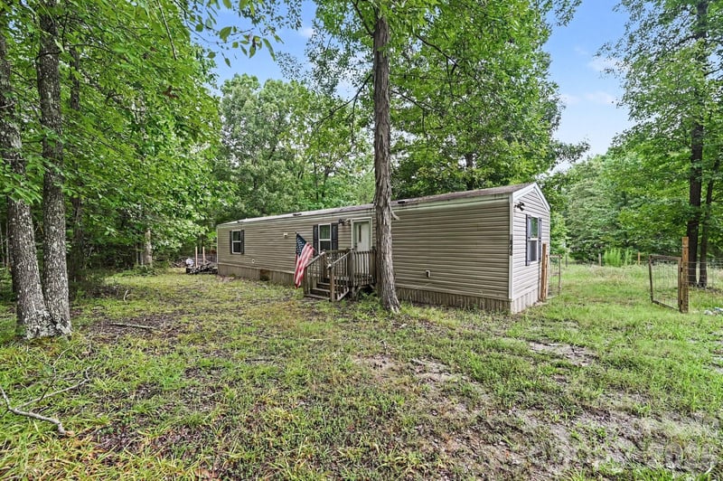 1846 Apple Blossom Rd, York, SC 29745