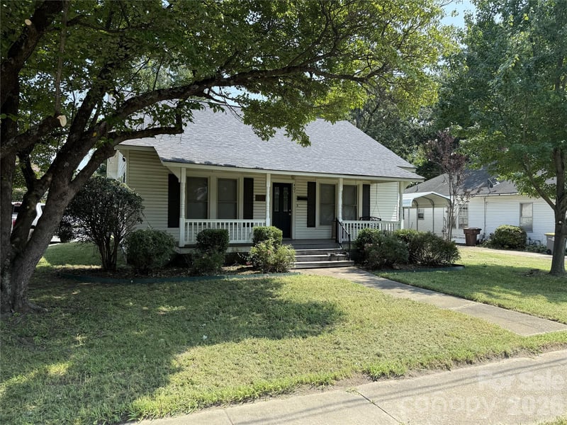 401 Ridge Ave, Kannapolis, NC 28083