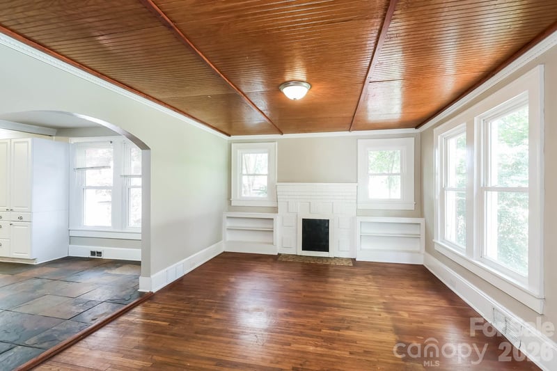 902 Venus St, Kannapolis, NC 28083