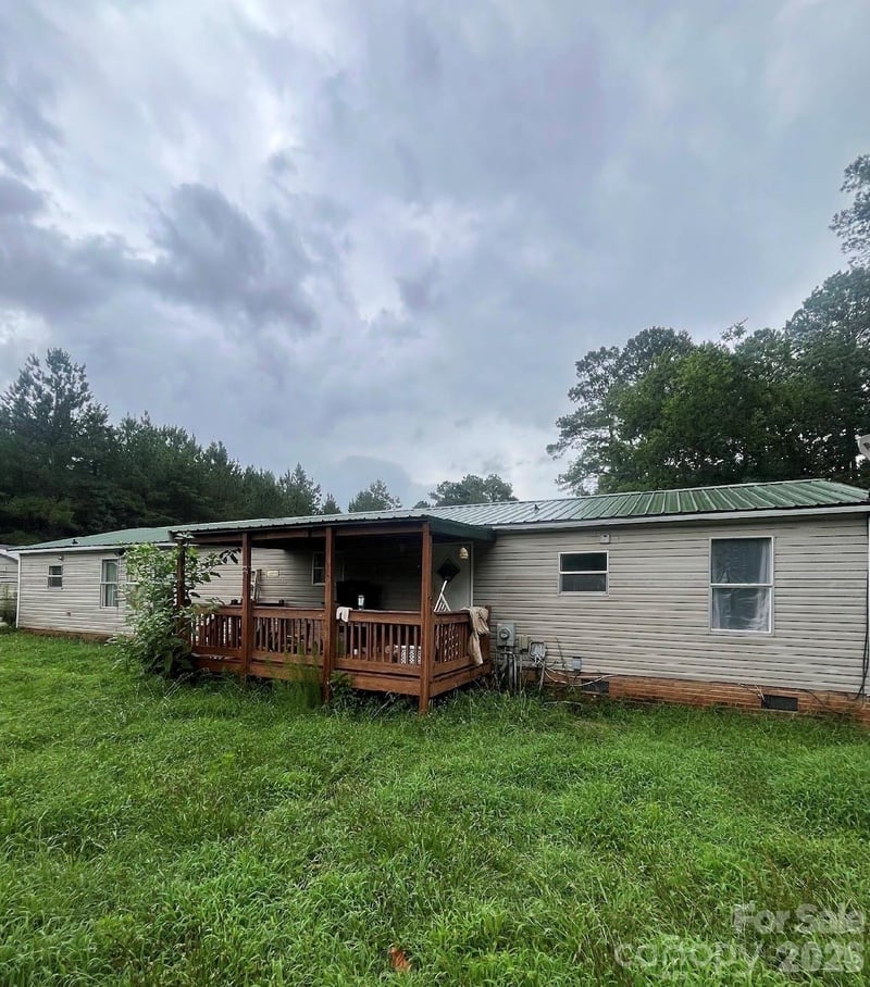 130 Vectra Dr, Statesville, NC 28625