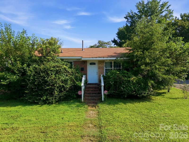 1400 Lasalle St, Charlotte, NC 28216