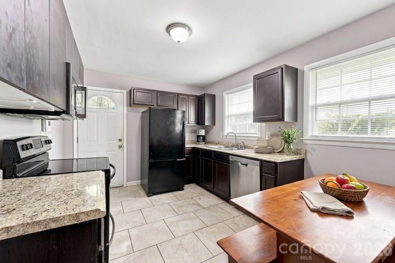 1400 Lasalle St, Charlotte, NC 28216