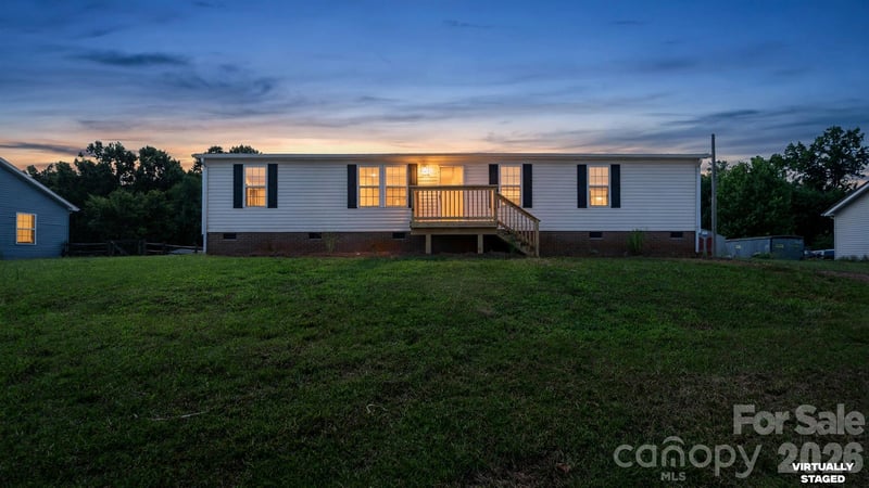 178 Zircon Dr, Statesville, NC 28625