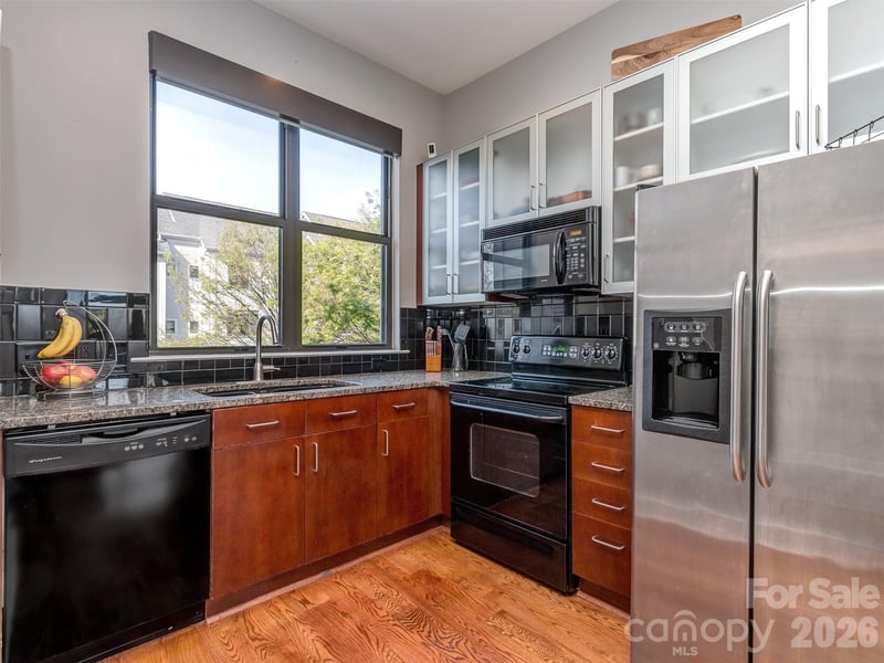 664 Garden District Dr, Charlotte, NC 28202