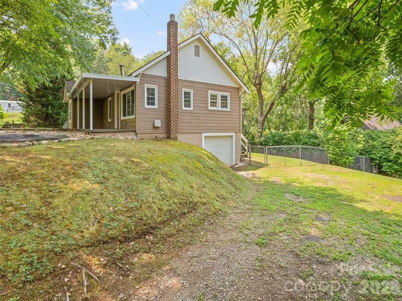 206 Terrell Cove Rd, Canton, NC 28716