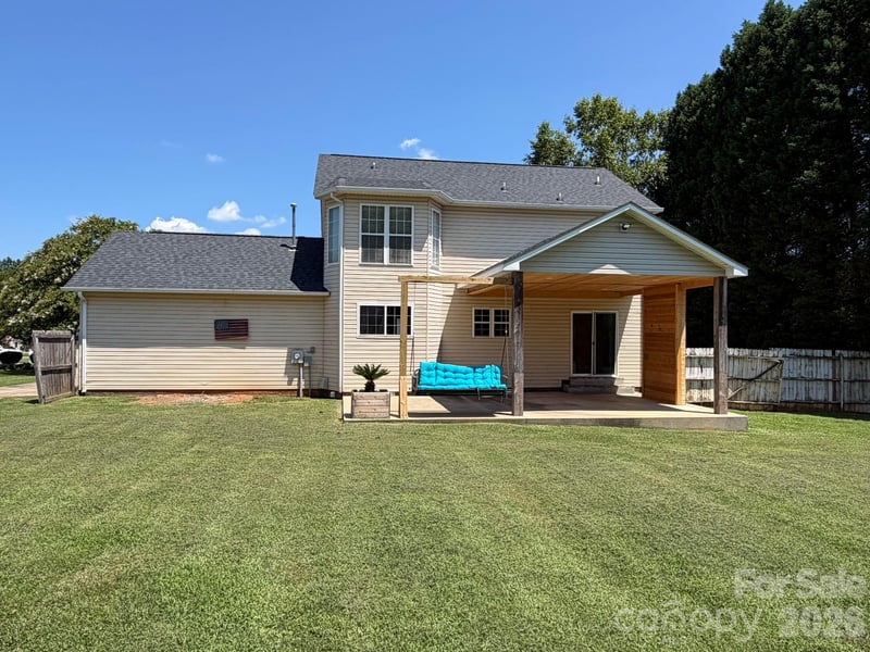 1072 Fox Chase Ct, Salisbury, NC 28146