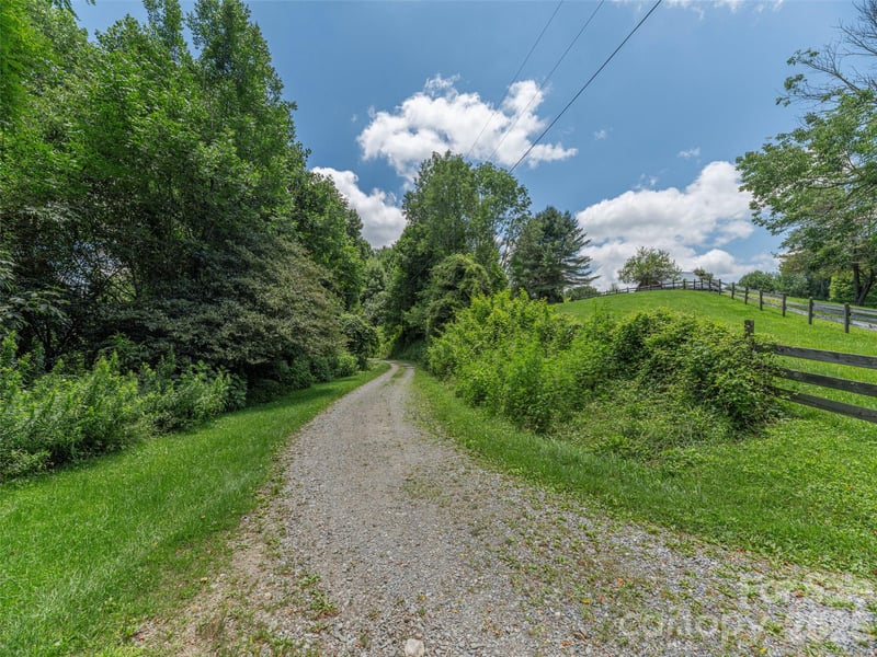 0000 Rough Knob Rd, Clyde, NC 28721