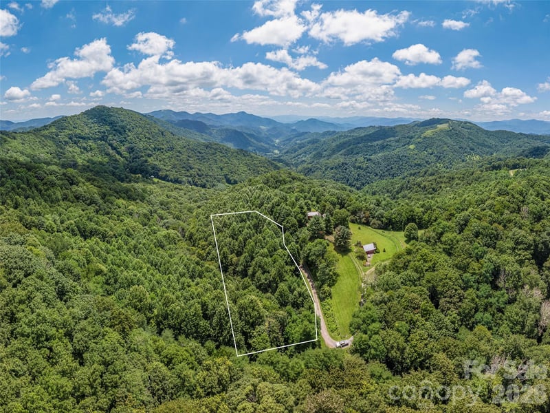 0000 Rough Knob Rd, Clyde, NC 28721