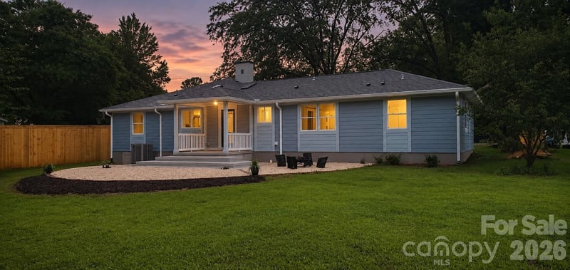 821 Dallas Spencer Mountain Rd, Dallas, NC 28034