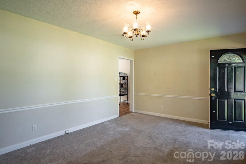 1708 Belmar Dr, Gastonia, NC 28052