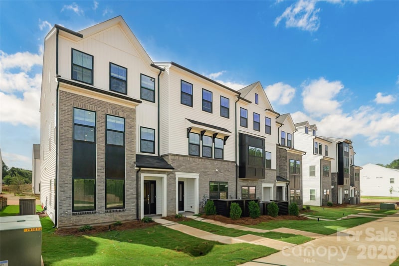 7530 Mashburn Dr, Charlotte, NC 28269