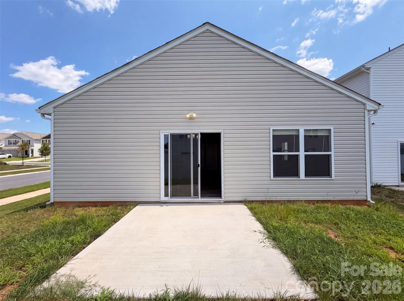 4104 Stoneygreen Ln, Charlotte, NC 28215