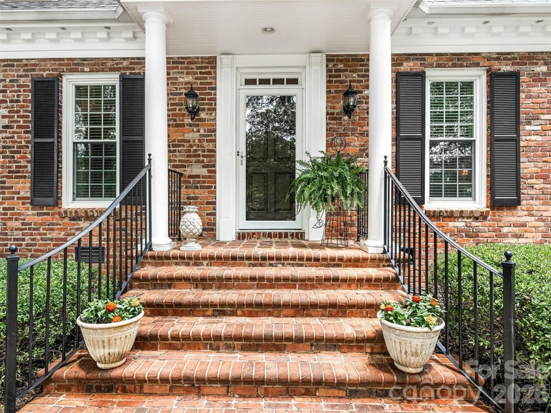 4313 Crossgate Rd, Charlotte, NC 28226