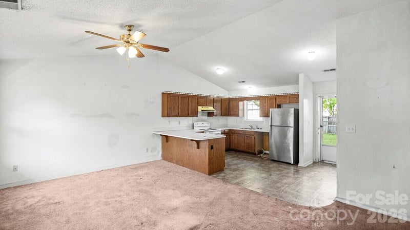 6224 Cottageville Ln, Charlotte, NC 28208