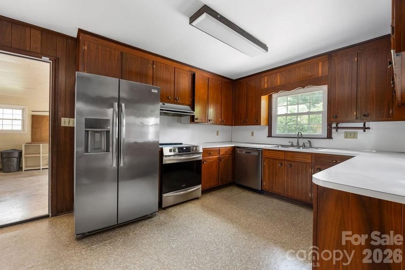 5022 Cheviot Rd, Charlotte, NC 28269