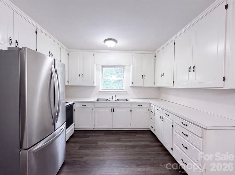 411 Roy Eaker Rd, Cherryville, NC 28021