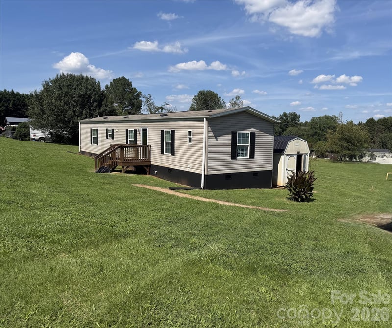 4158 High View Ct, Claremont, NC 28610