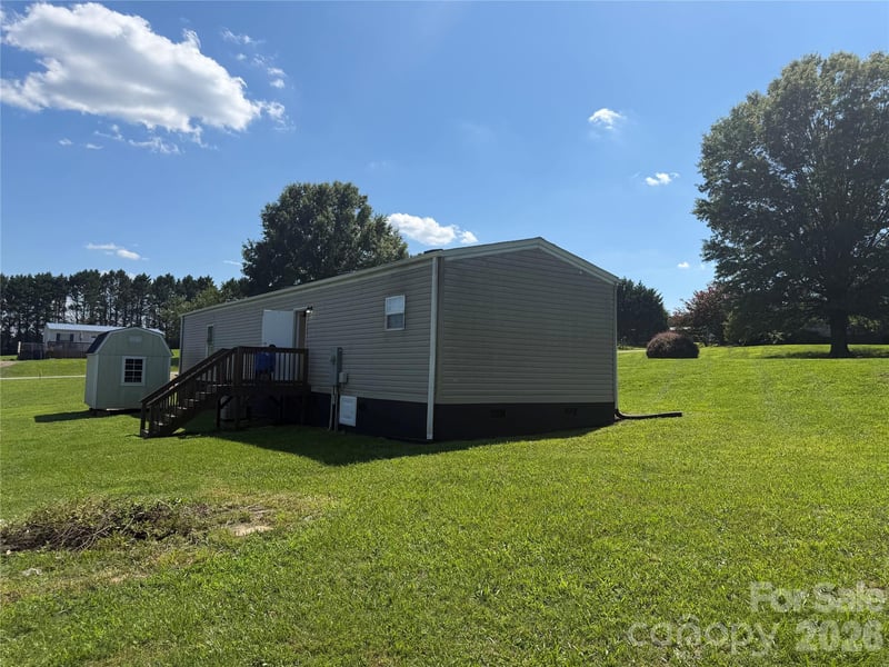 4158 High View Ct, Claremont, NC 28610
