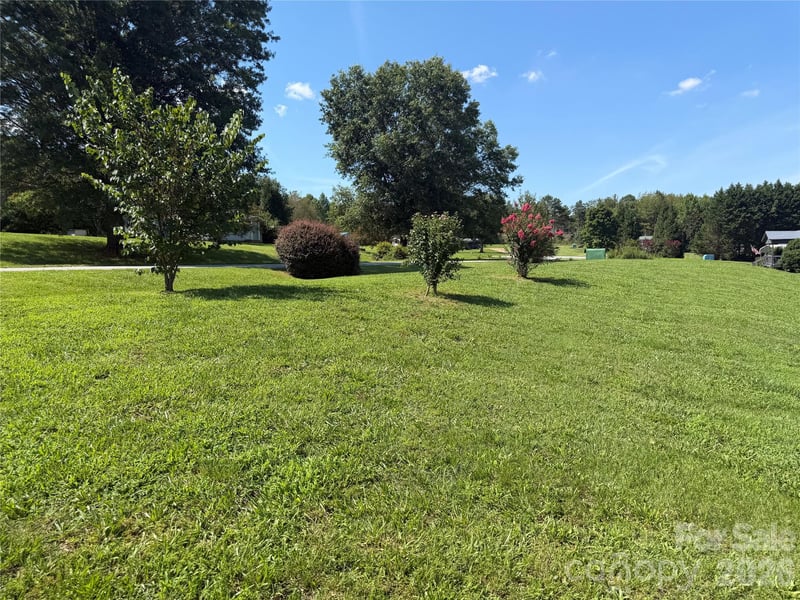 4158 High View Ct, Claremont, NC 28610